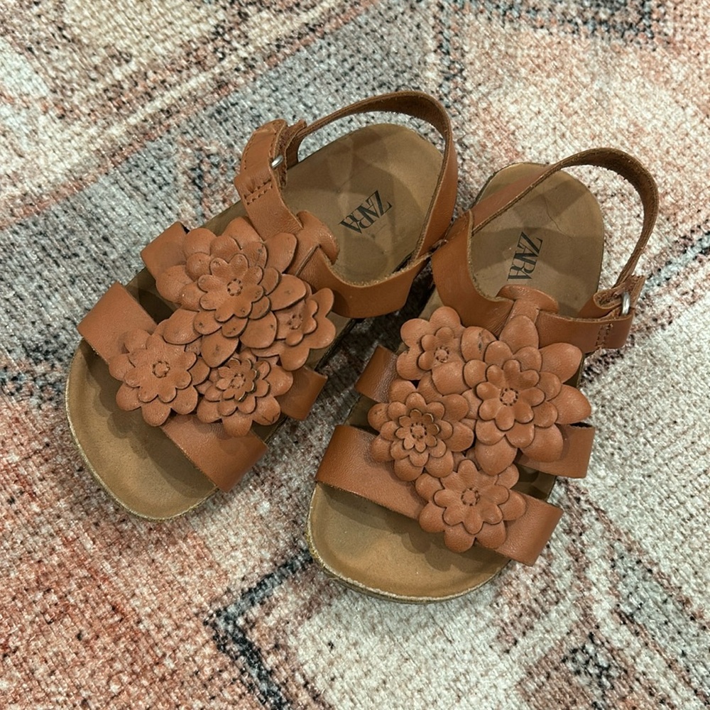 Size 23 (6 us) zara sandals